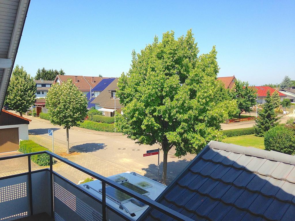 Gaestehaus Alba Garantiert Eintrittskarten Fuer Rulantica Und Europapark Ueber Uns Rust Camera foto